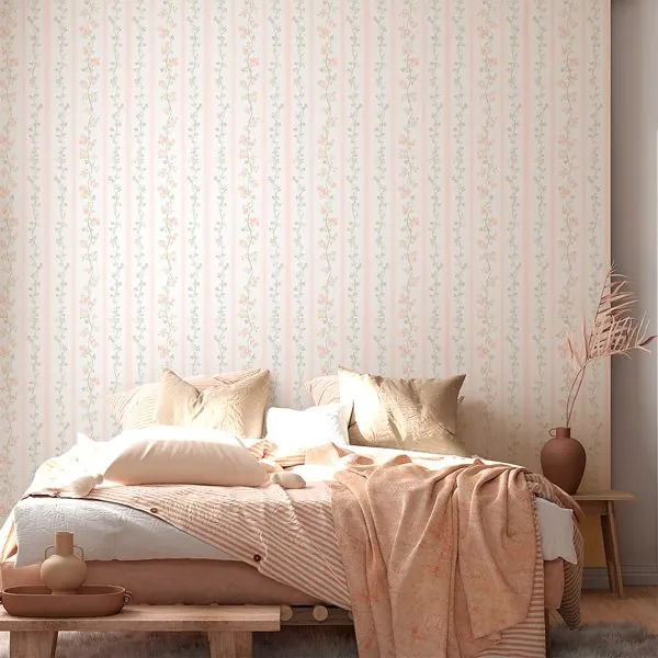 Floral Delicado Listrado Rose — ambiente com o papel de parede aplicado