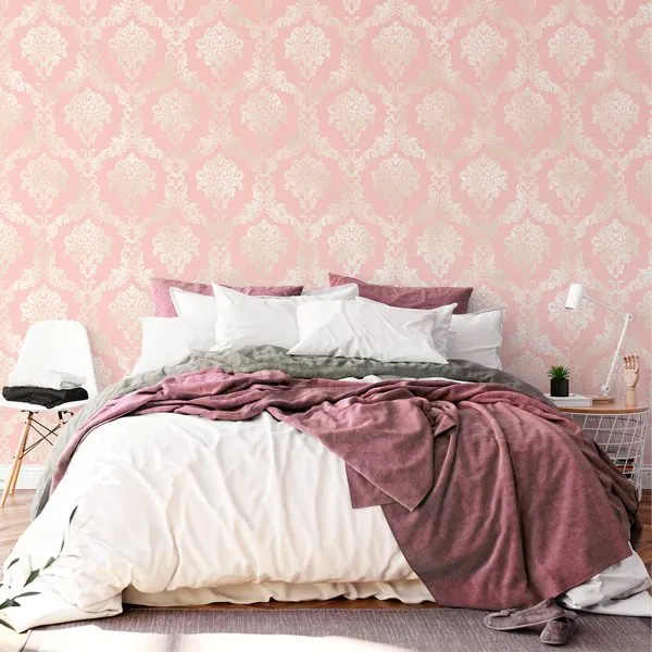 Medalhao Metalico Rose — ambiente com o papel de parede aplicado